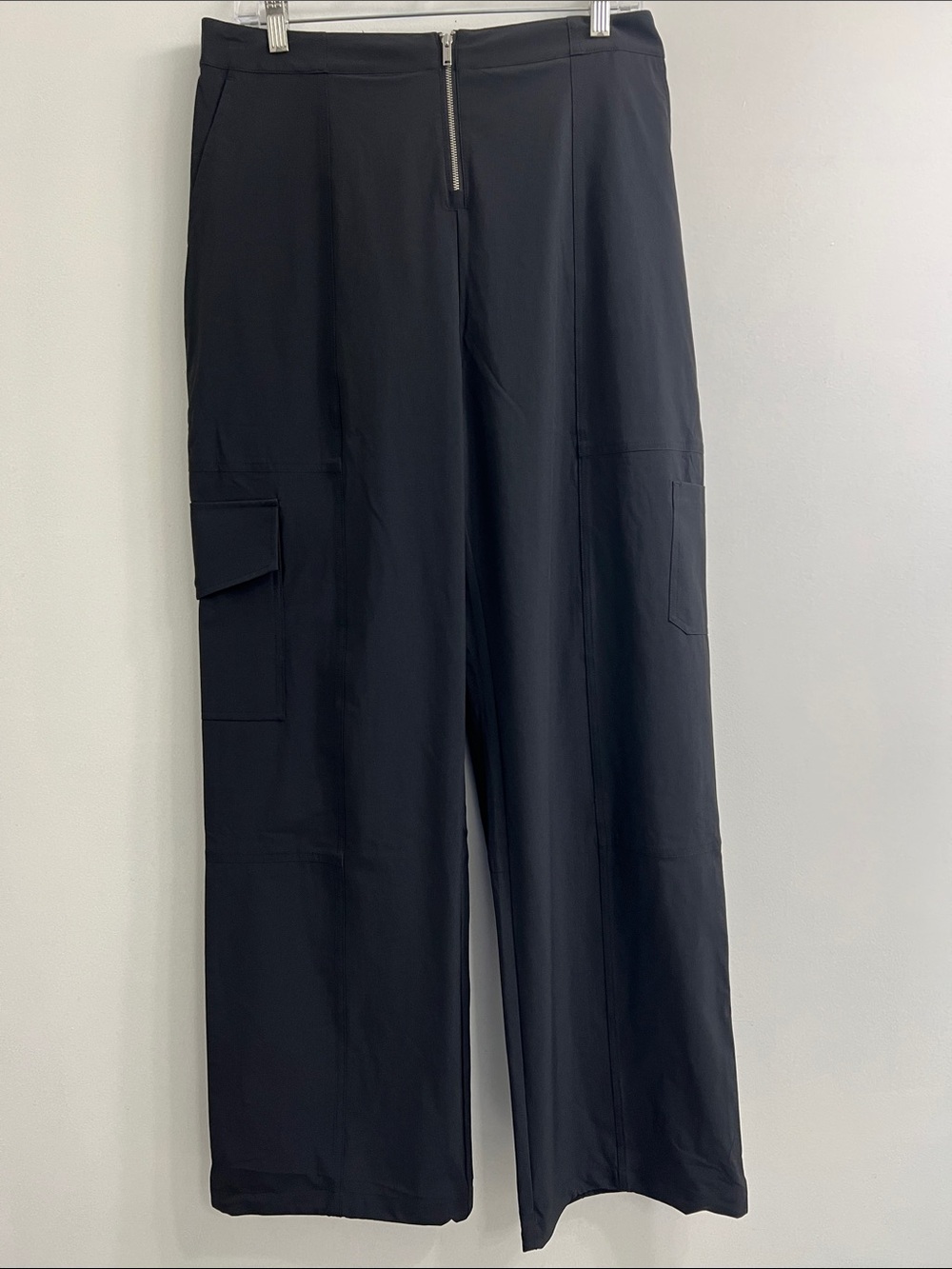Women's Black Wide-Leg Cargo Pants with Front Zip